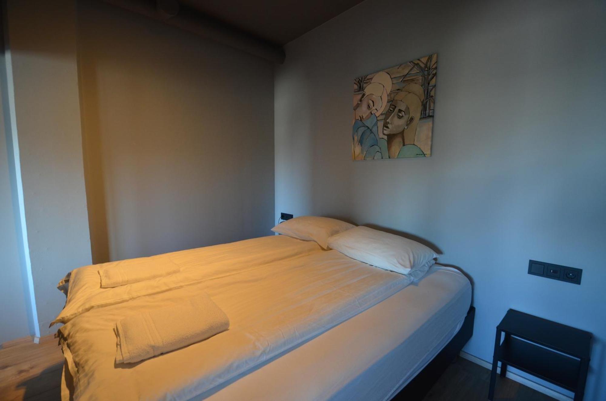 Modern Apartment Hosted By Ll อาคูเรย์รี ภายนอก รูปภาพ