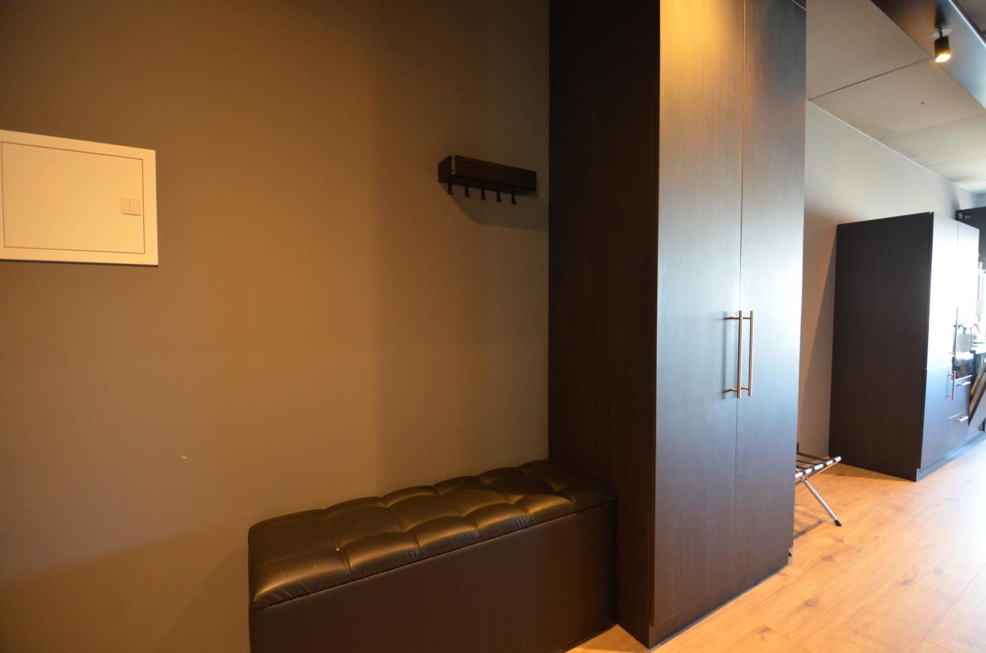 Modern Apartment Hosted By Ll อาคูเรย์รี ภายนอก รูปภาพ